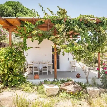 Ralaki Cottage Ferienhaus *