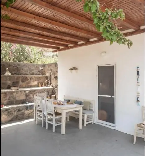 Ralaki Cottage * Ralaki